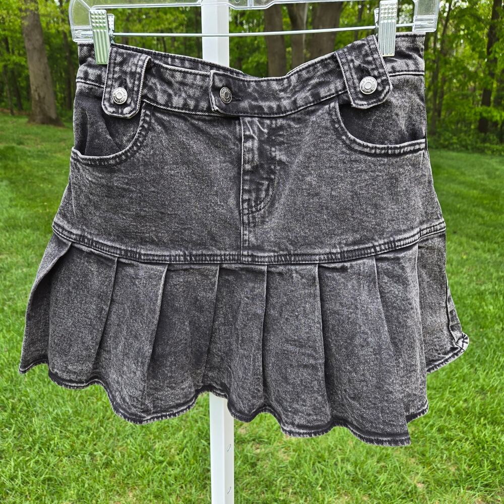 Wild Fable Denim Skirt Acid Wash Weathered Black Pleated Belt Loops Pockets sz 6